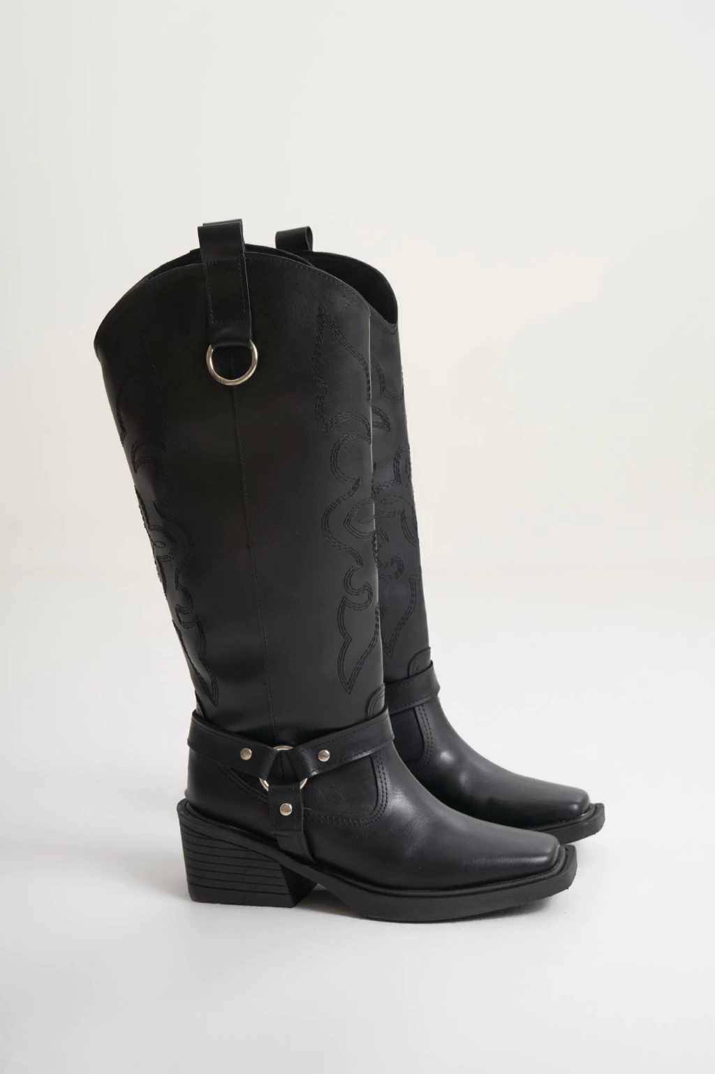 1215843b-46d3-43ea-93be-9c1b43a16cc4-7d55ed71fd2d3612cf17728944483390-1024-1024 PARIS